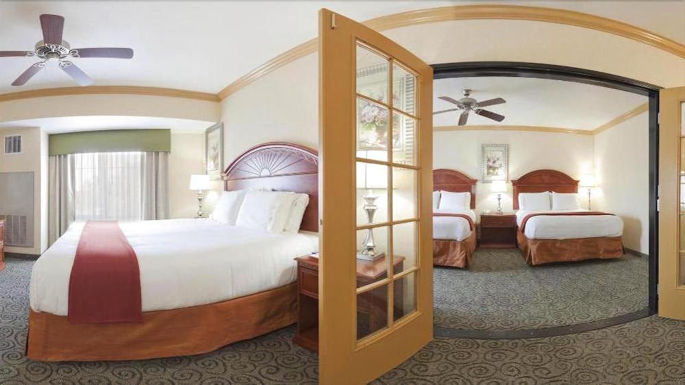 Holiday Inn Express & Suites Bakersfield Central By Ihg Luaran gambar