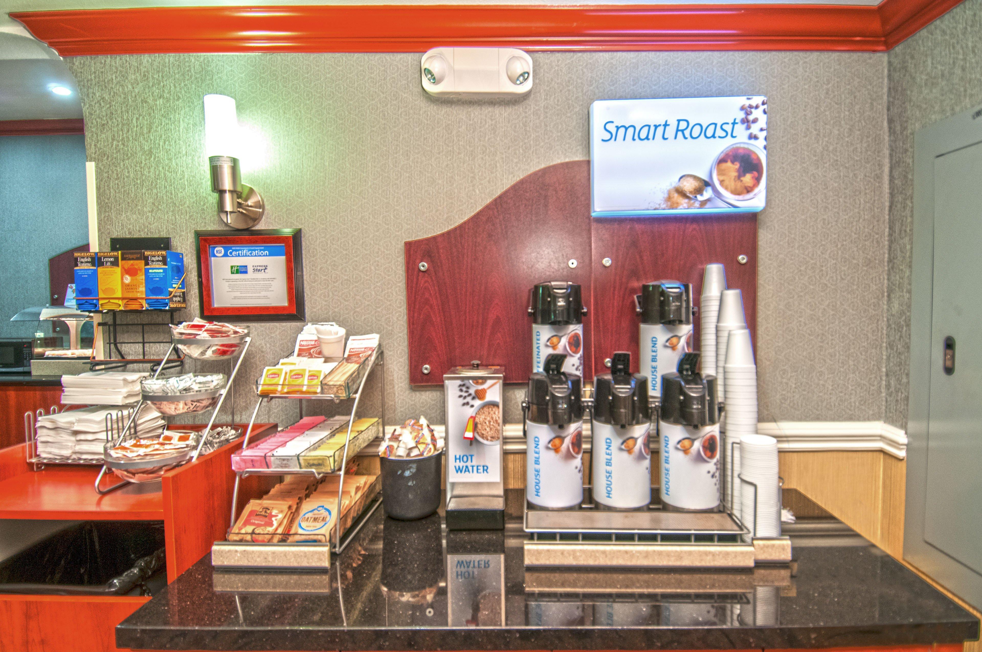 Holiday Inn Express & Suites Bakersfield Central By Ihg Luaran gambar