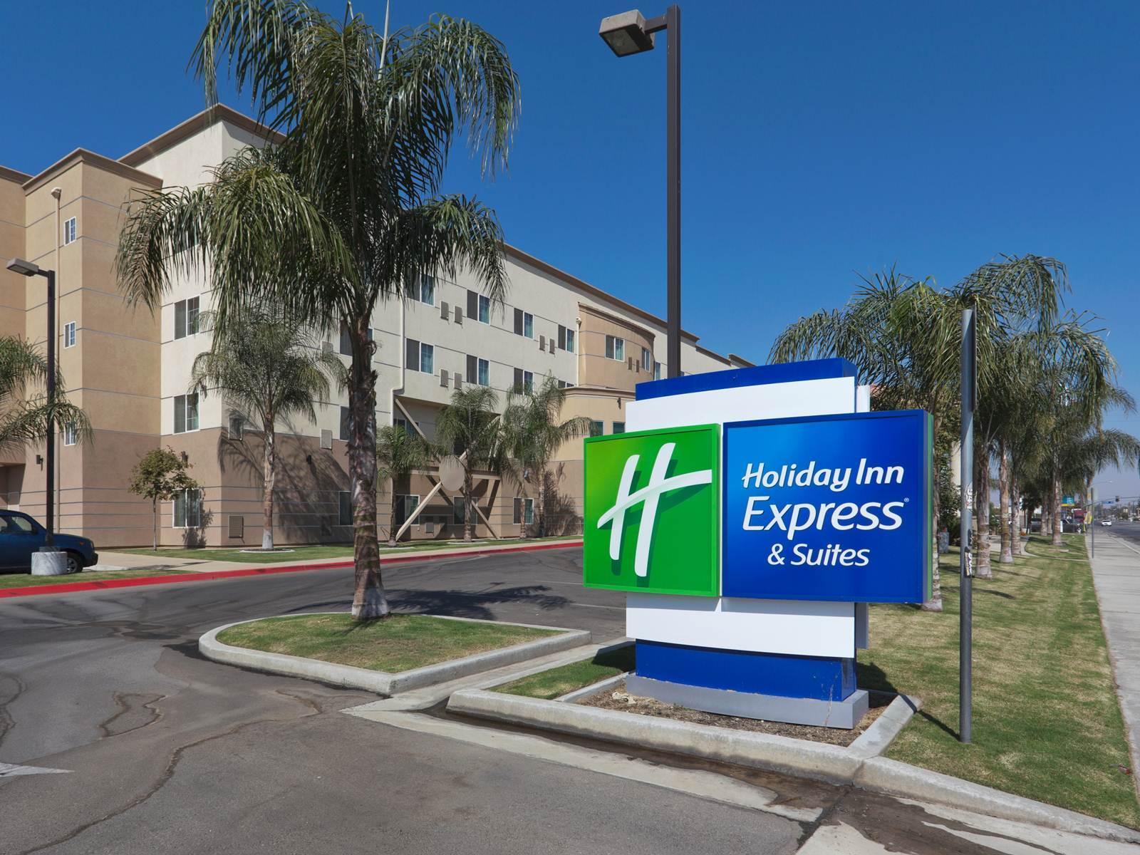Holiday Inn Express & Suites Bakersfield Central By Ihg Luaran gambar