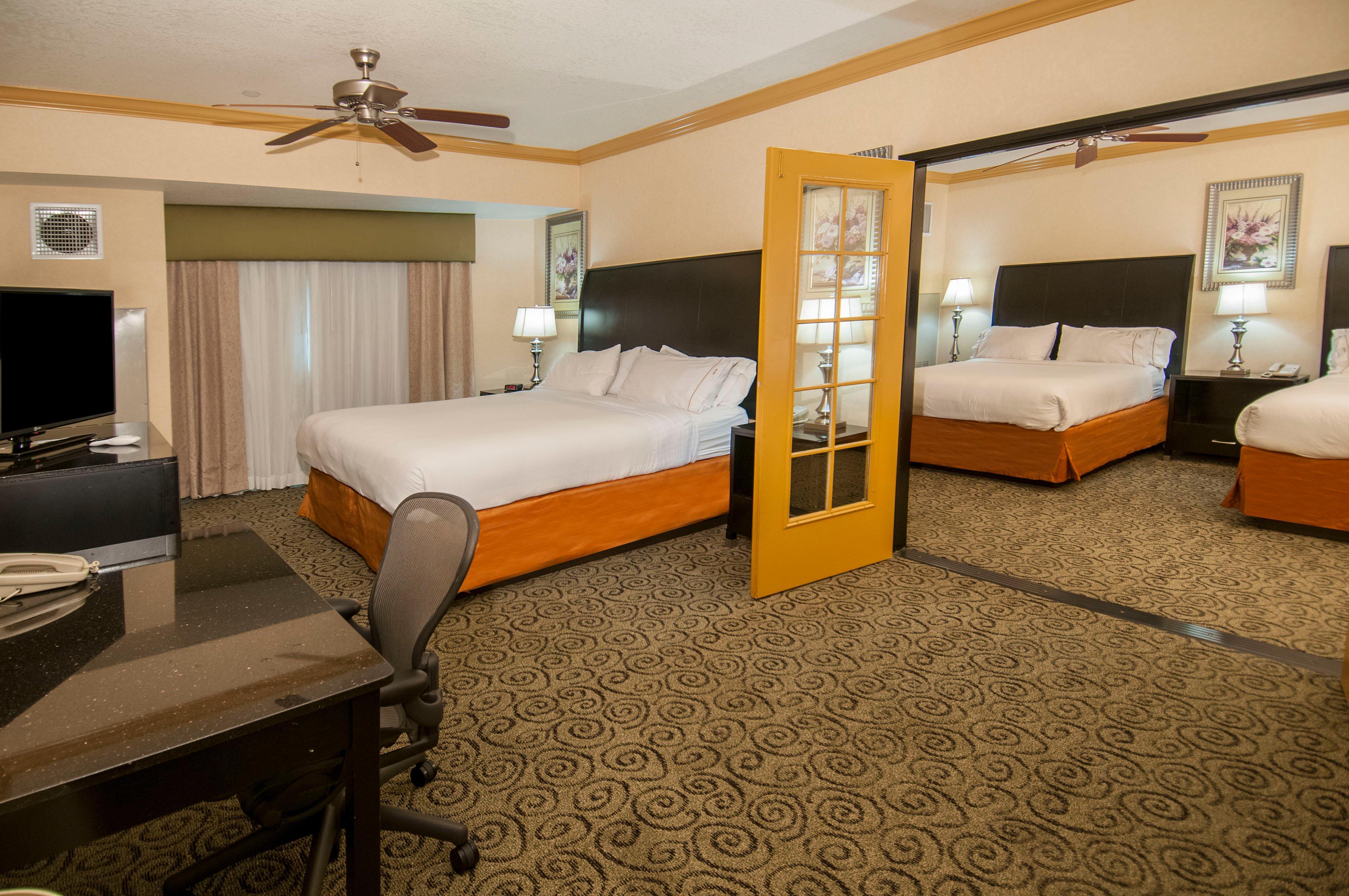 Holiday Inn Express & Suites Bakersfield Central By Ihg Luaran gambar