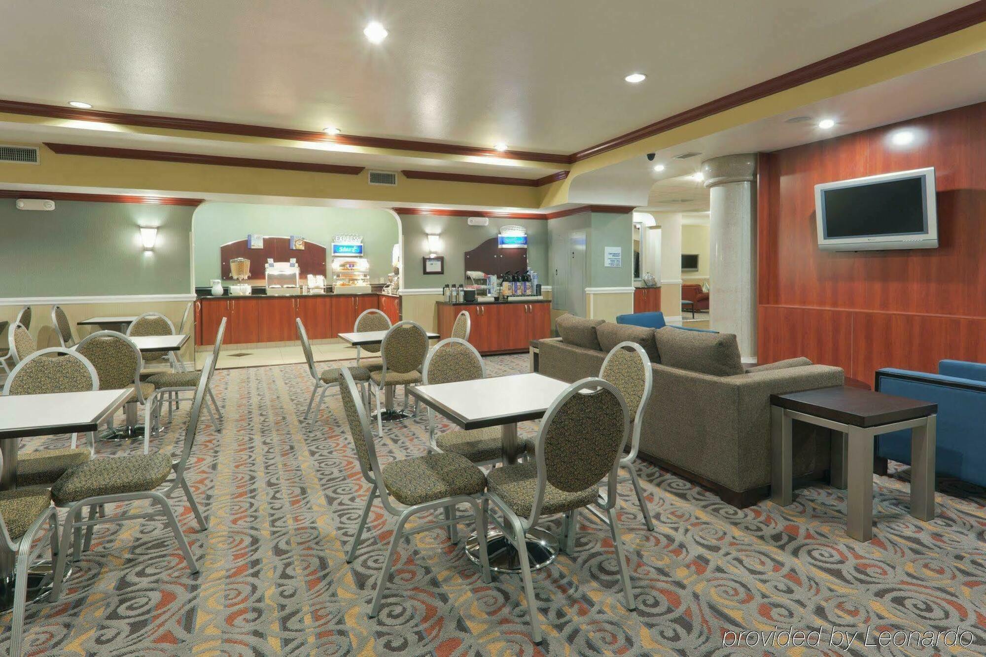 Holiday Inn Express & Suites Bakersfield Central By Ihg Restoran gambar